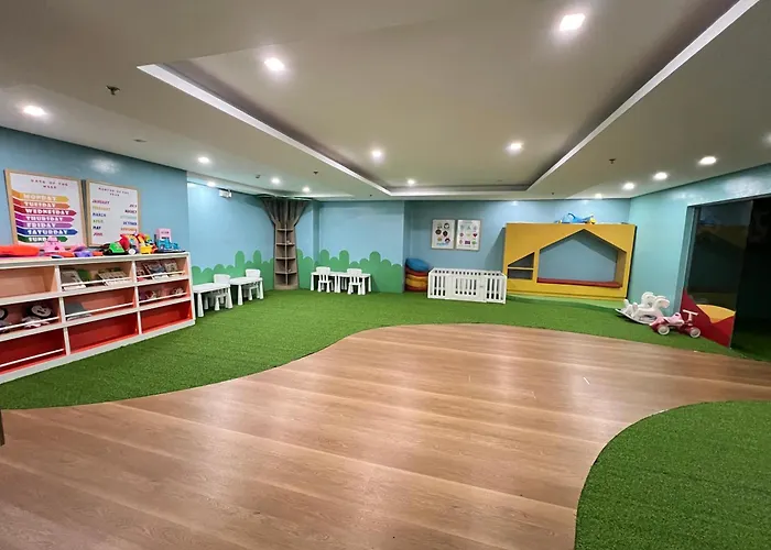 Japan Theme Pioneer Mandaluyong Free Pool Gym Prime Hbomax Internet Kids Play Fast Internet Sunshine 100 T3 5th 马尼拉
